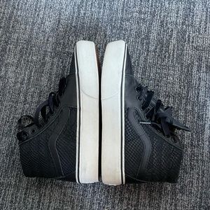 High top platform snakeskin Vans